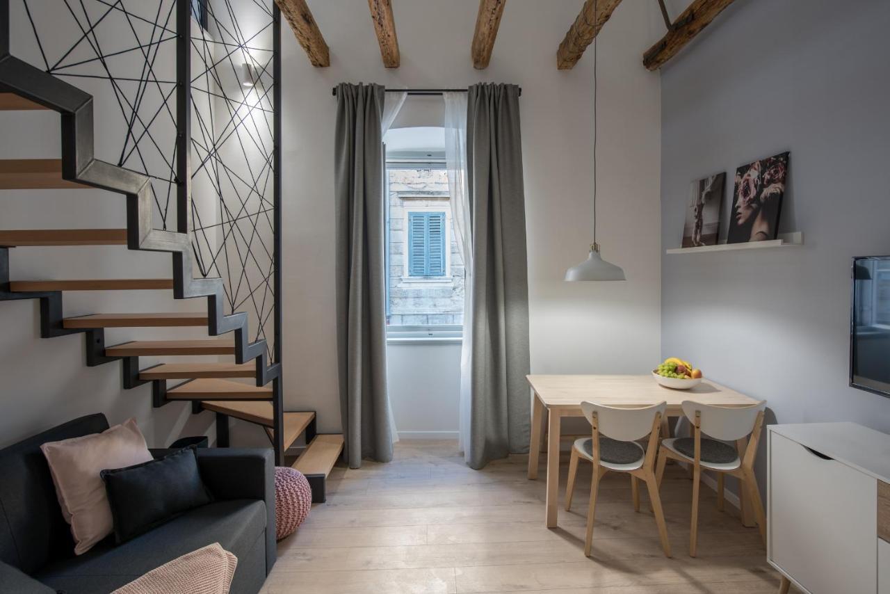 Apartamento Deluxe Gladiators House - Parking Included Pula Exterior foto